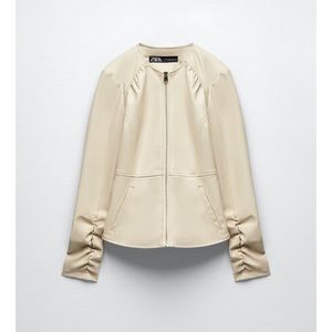 🌸NEW ZARA FITTED JACKET🌸